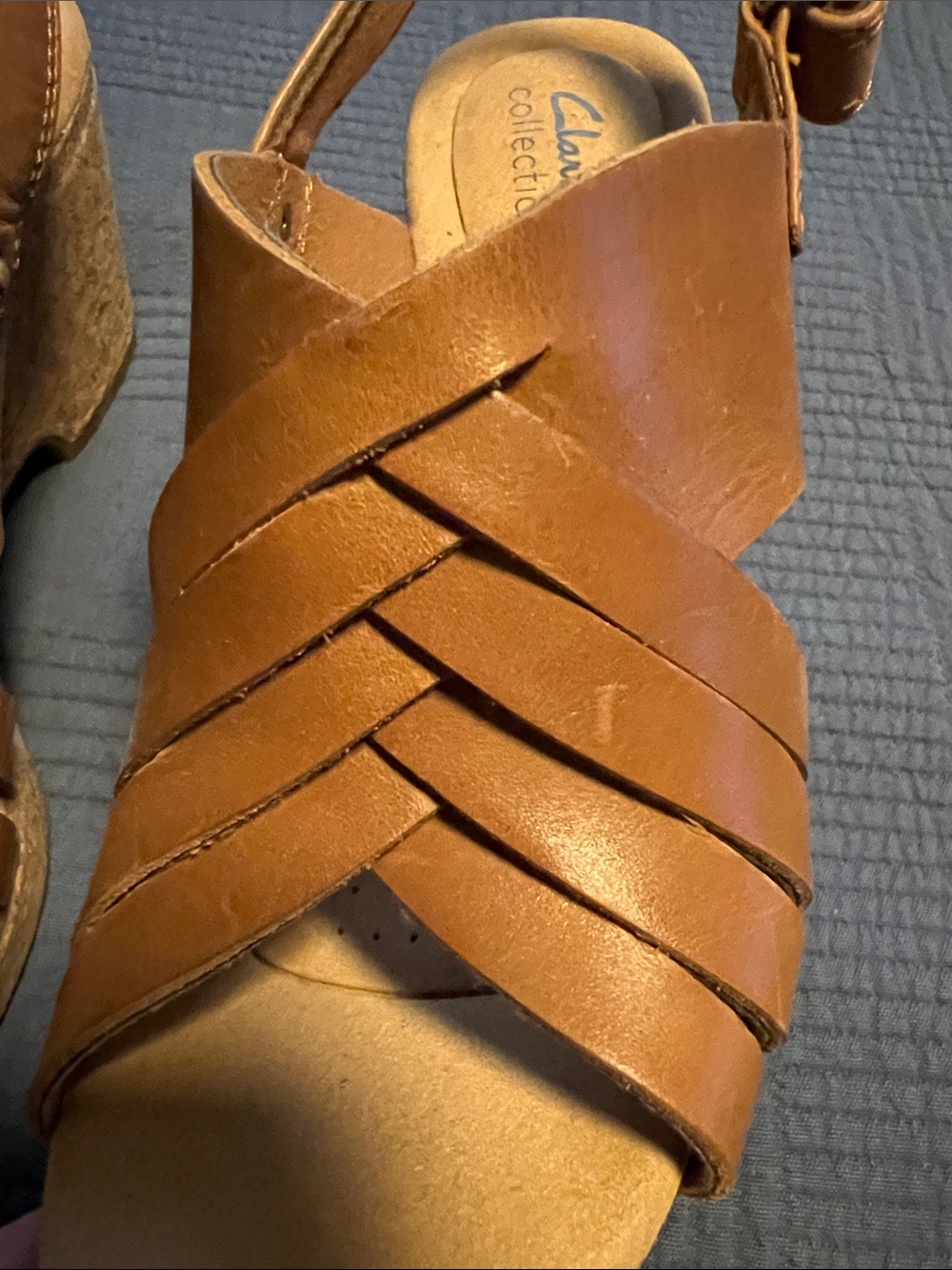 Clarks Tan Leather Strappy Wedge Sandals 7 1/2 Wide - Picture 4 of 5